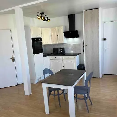 Le Saint Joseph Apartment Chalons en Champagne Exterior photo